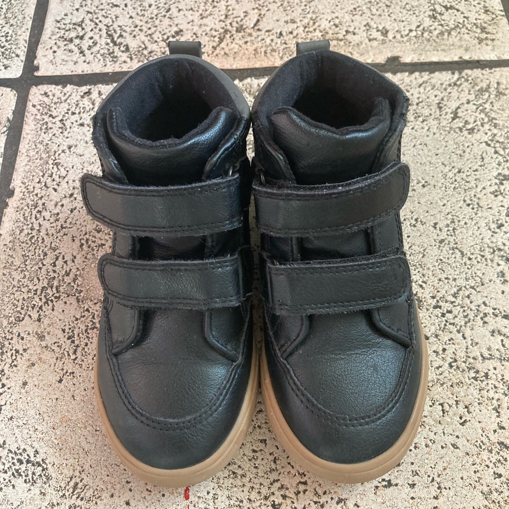 Cat & Jack Black Kids Sneakers